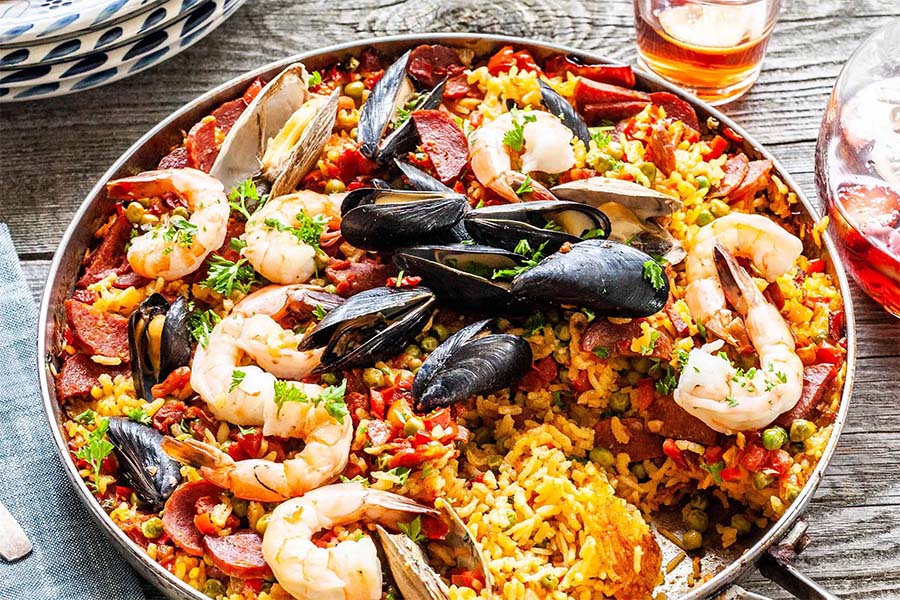 picture of local Spanish seafood dish